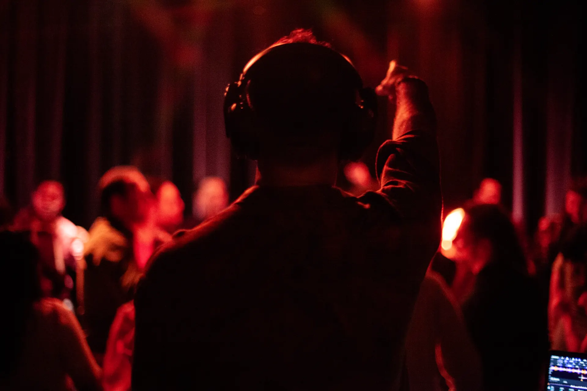 Red-room DJ frame